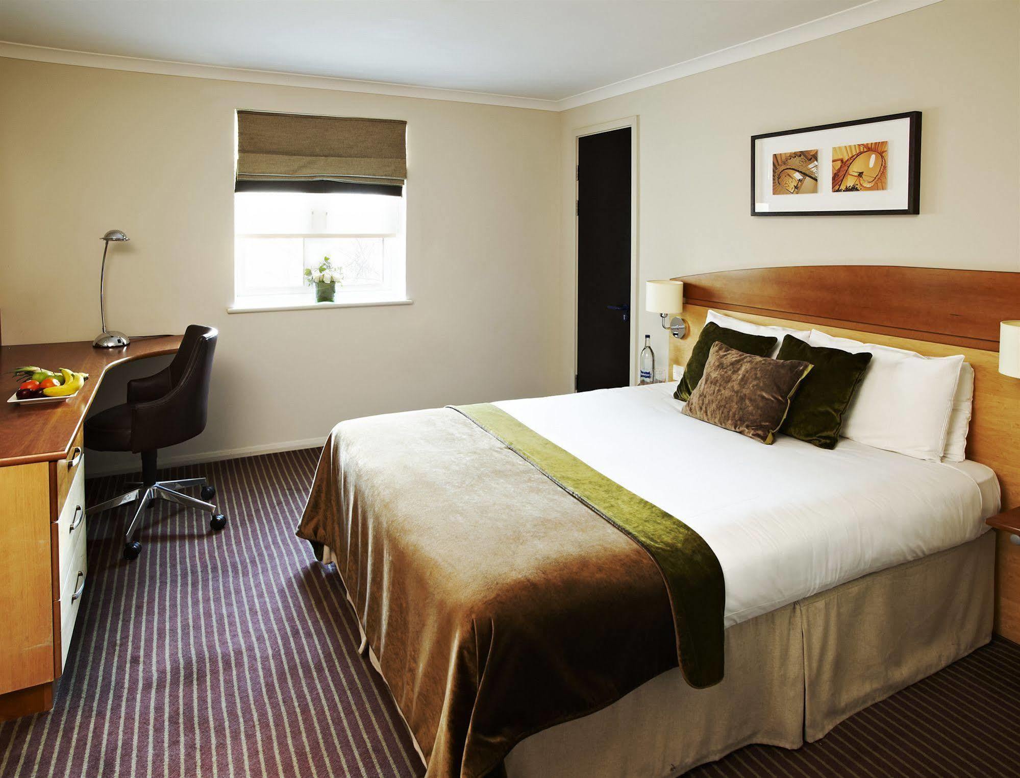 Sunningdale Park Hotel Ascot  Bagian luar foto